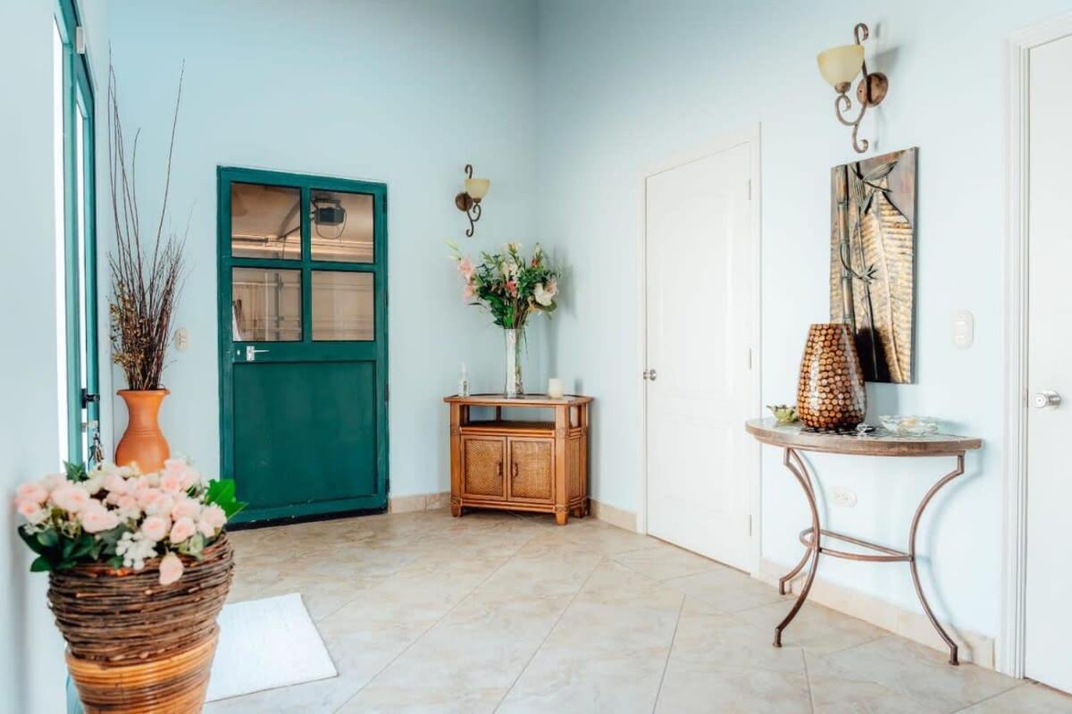 The Elegance Of Tierra Del Sol With Private Pool Villa Palm Beach Exterior photo
