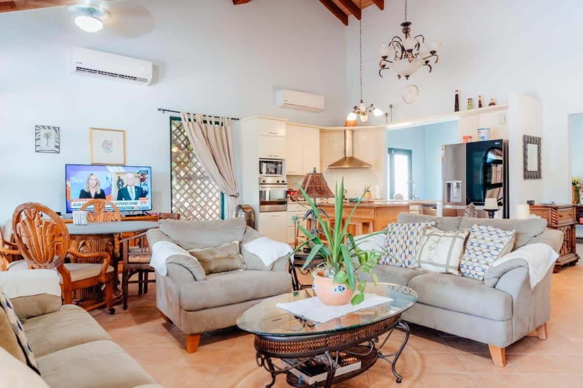 The Elegance Of Tierra Del Sol With Private Pool Villa Palm Beach Exterior photo