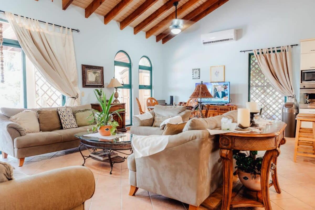 The Elegance Of Tierra Del Sol With Private Pool Villa Palm Beach Exterior photo